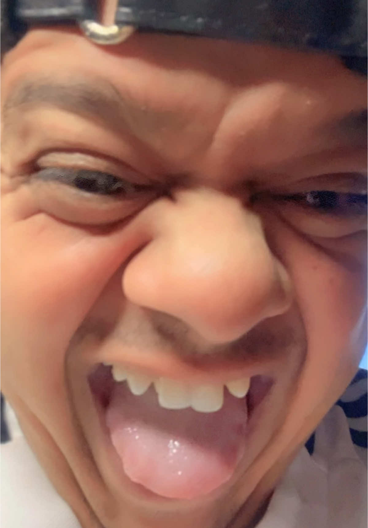 هههههههه🤣🤣🤣🤣🤣 #rigolo #joke #instahumour #instagram #haha #art #كباش_العيد #viral #fourire #follow #كباش_رومانيا #tiktok #ais #tweet #hilarious #rigoler #ضحكة_الاسطورية #dank #amour #instagood #explorepage #sarcasm #explore #funnyvideos #funnymeme #lmao #memepage #ضحك #rires #dz 