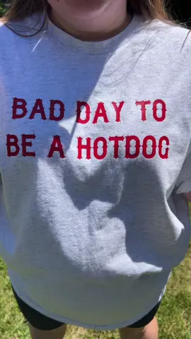 bad day to be a hotdog 😤 #hotdog #hotdogs #hotdogsummer 