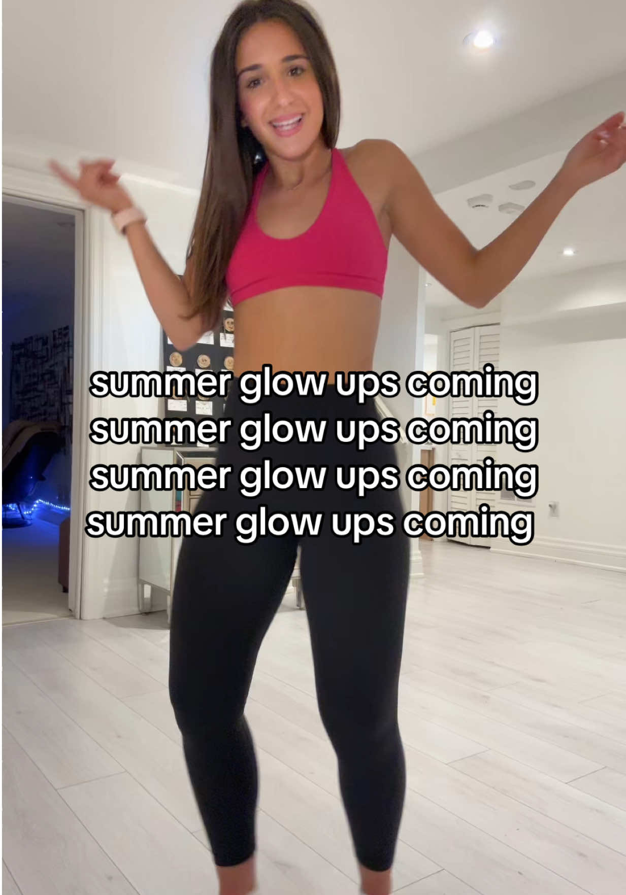 Who else is in their prime during the summer? #fyppppppppppppppppppppppp #fyp #Summer #summerootd #relatable #summeroutfit #pardisscarello #blowthisup #viral #GlowUp #summerglowup #prime #glowuptips 