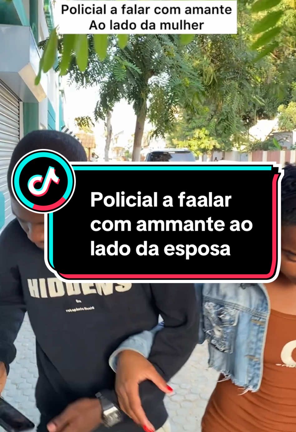 Policial a falar com amante ao lado da esposa #angola🇦🇴 #brasil #portugal🇵🇹 @Sandra❤️ 
