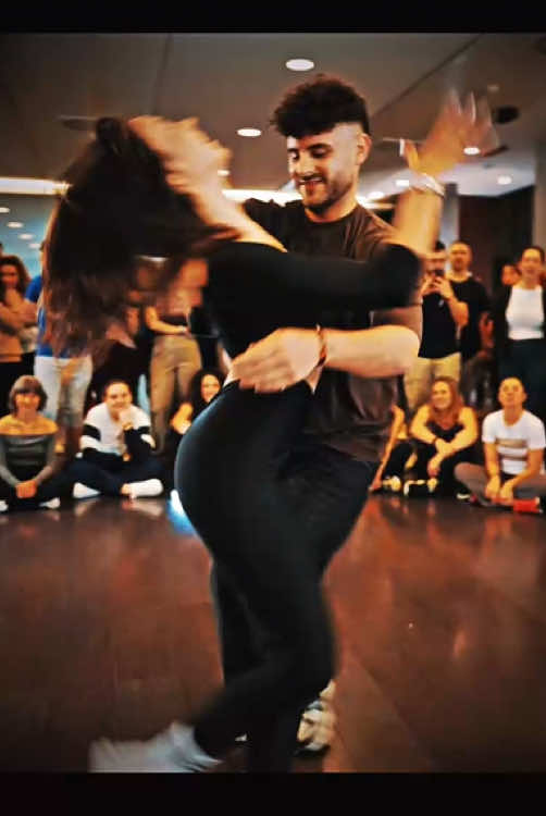 #bachata #bachatadance #bachatatiktok #dance #dancer #viral #fyp 