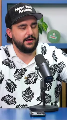 Don't Hit on Frank's Wife @thefrankalvarez @joesantagato @thebasementyard #thebasement #thebasementyard #joesantagato #podcast #clips #foryou