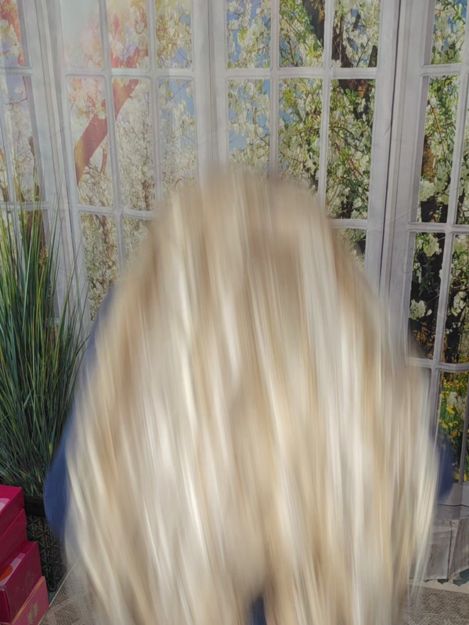 She's totally slept on!! She's stunning and still in stock!! Link is in my bio to save!! #blondehair #newwig #syntheticwig #gluelesswig #feelbeautiful #normalizewigs #wearthewig #beautifulhair #wigtok #chelseysmithcosmetics 