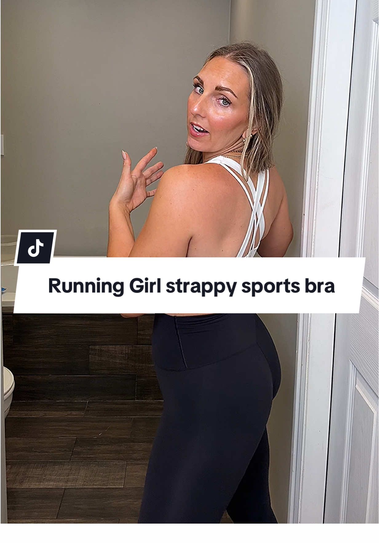 @RUNNING GIRL didn’t with this one 👏🏼 great compression without being too tight, and it stays put.  #sportsbra #gymfit #gymfits #strappysportsbra #gymbra #curvyfashion #petitefashion #fashionover40 #momstyle #runningbra #compressionbra #highimpactbra 