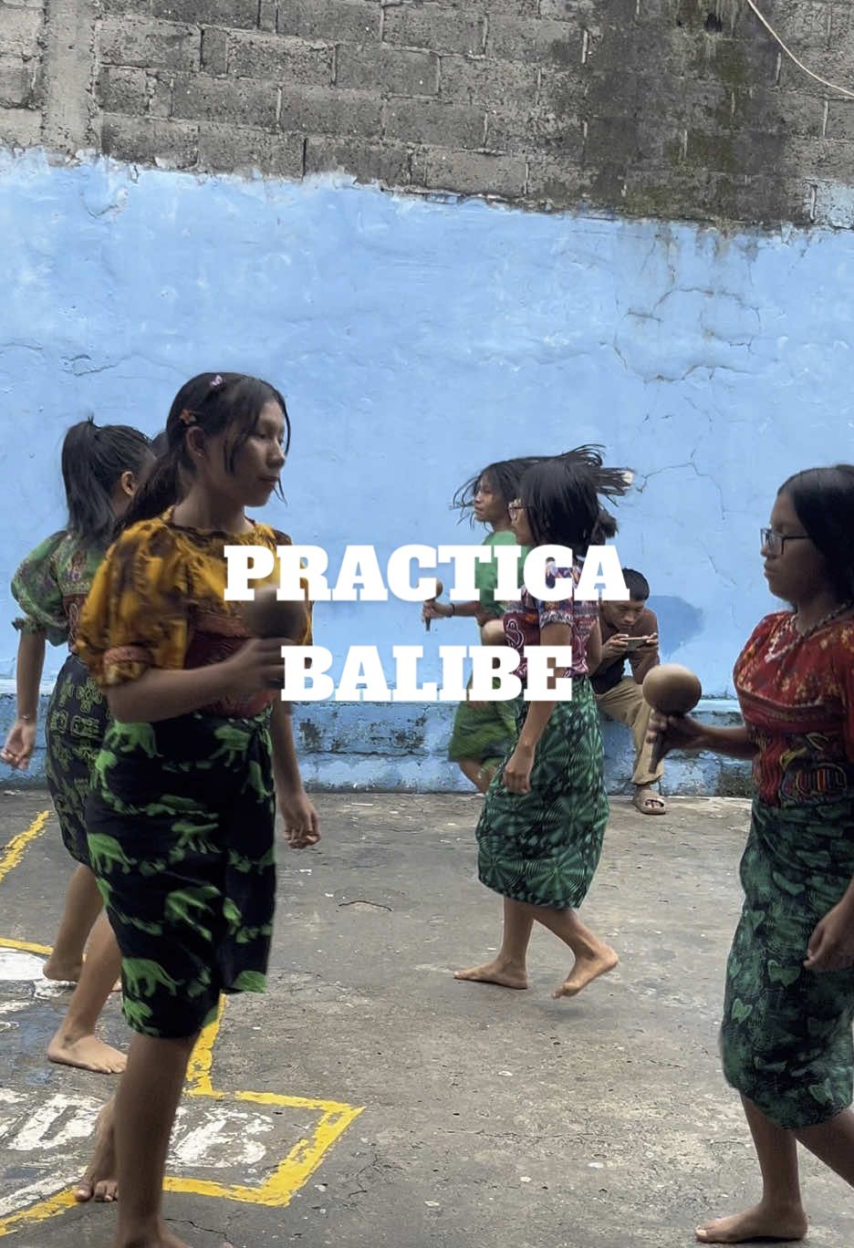 Práctica de la asociación Balibe Gun Galu.  . . . #danzaguna #gunayala #panama #fyp #foryouu #paratii #sigueme #comparte #follow #indigenas #cultura 