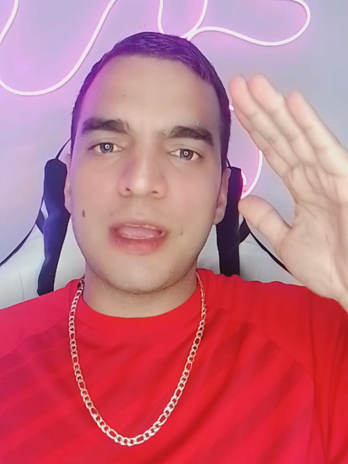 Respuesta a @arelygomez40 