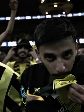 يا اصفر 💛💛💛💛💛  #دوري_روشن #الاتحاد #احتفال #دورينا_غير #ديابي #الكورفا_قولد #تتويج #بطوله #المدرج_الذهبي #notlikeus #جمهور_الاتحاد #تيفو_الاتحاد #الاتحاد_ضمك #الاتحاد_ضمك #ريمونتادا #بنزيما #بيرجوين #ملعب_الانماء