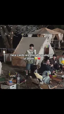 #STRAYKIDS :: 😭😭   #straykids #lovestay #stay #skz #fyp #foryouu #foryoupage #viral #xyzbca 