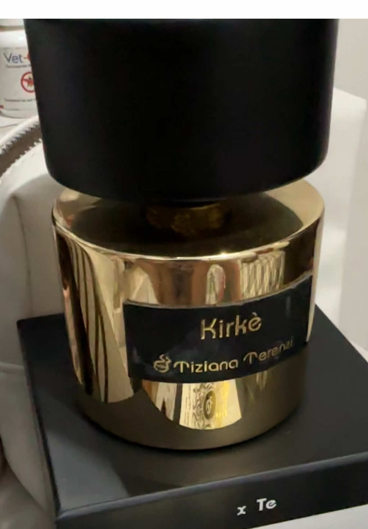 Udah pasti wangi orang kaya !!! dan ini best parfume yg gw punya.., buruan di CO #parfume #kirkey #parfumerecommended #parfumeviral #parfumemahal 