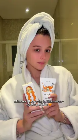 Elizavecca CER-100 Collagen Coating Protein: um tratamento poderoso que utiliza colágeno hidrolisado para reparar cabelos danificados, proporcionando hidratação profunda e brilho intenso. Elizavecca CER-100 Ion Injection: com tecnologia de íons, esse produto revitaliza e fortalece os fios fragilizados, recuperando sua resistência e maciez. Perfeitos para quem busca uma transformação completa nos cabelos! #Elizavecca #CER100 #HairCare #Hidratação #ReconstruçãoCapilar #CabelosDanificados