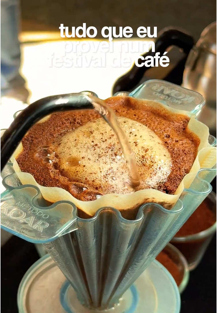 duvido alguém falar um trem que combina mais que café com pão de queijo! valendo! ✨ #cafeespecial #cafe #belohorizonte 