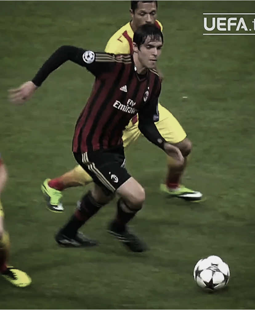 Kaká #uefachampionsleague #uefa #football #skills #fypp #fyyyyyyyyyyyyyyyy #viral 