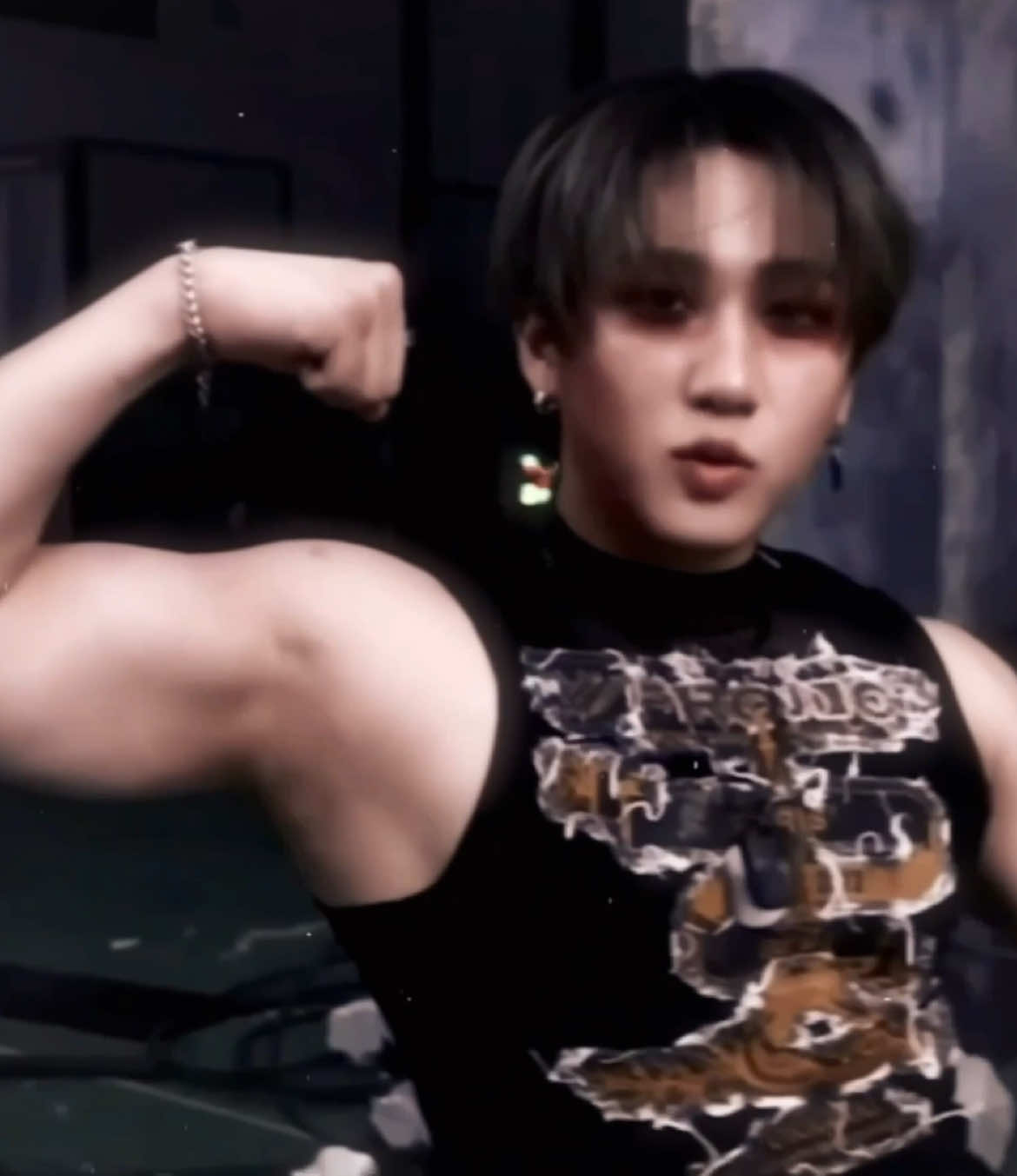 #CHANGBIN + #HYUNJIN || I don’t think you guys understand the amount jealousy I have for the ppl seeing skz in concert, I hate being broke omg. also I am very proud of this 🙂‍↕️ (ib: nxxkeo_ !!) || #straykids #changbinedit #hyunjinedit #skz #skzedit #fyp #fy #ry4nvsp #xybzca 