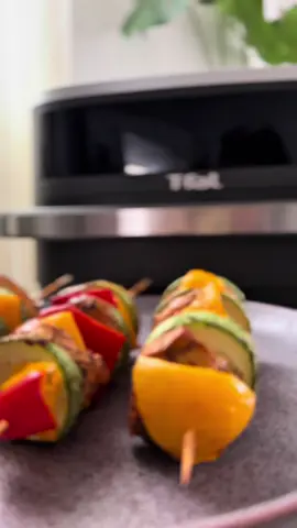 🍗 Ahí te va una receta deliciosa y rápida, además de muy saludable porque está hecha sin grasa… en nuestra freidora de aire XL Surface de @T-fal México  ¿Te gustaría que haga más recetas? 👀  # #CocinaConEstilo #CrispPerfecto #FryFácilYRápido