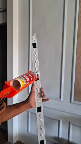 Beginilah cara mudah pemasangan Lis PVC #lismoulding #moulding #pvc #homedekor #ruangtamuminimalis #ruangtamuaestetic #fyp #fypage #4u 