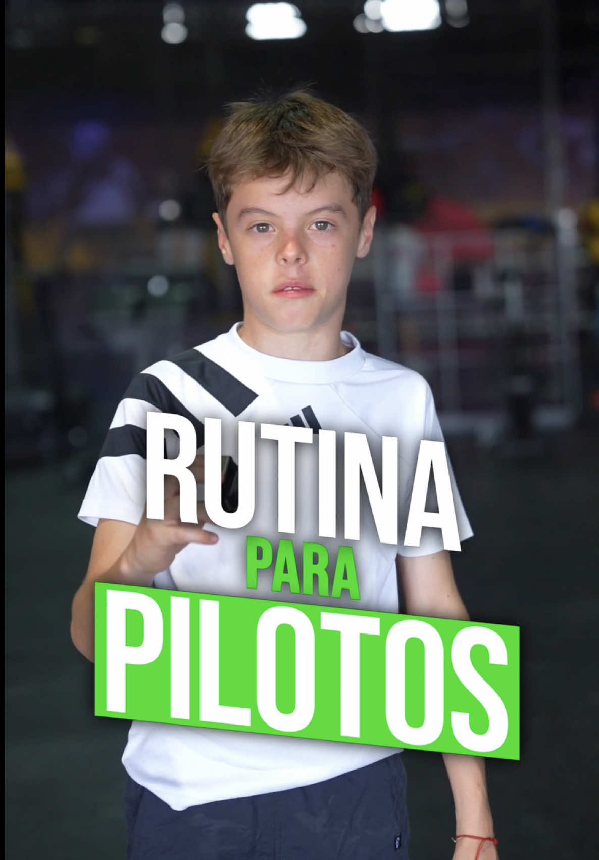 Así entreno fuera de la pista 💪🏻🏋️  #piloto #gym #kartinglife #ejercicio  