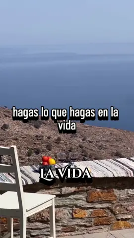 Hagas lo que hagas en la vida te criticarán #lavida #Dios #reflexiones #amorpropio #fe #amor #reflexion #vida 