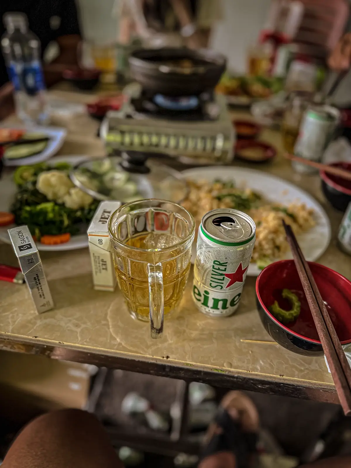 Nếu bạn buồn hãy đi nhậu với mình nhé… Nó sẽ không giúp bạn hết buồn,mà là hết tiền.. #xuhuongtiktok #xh 