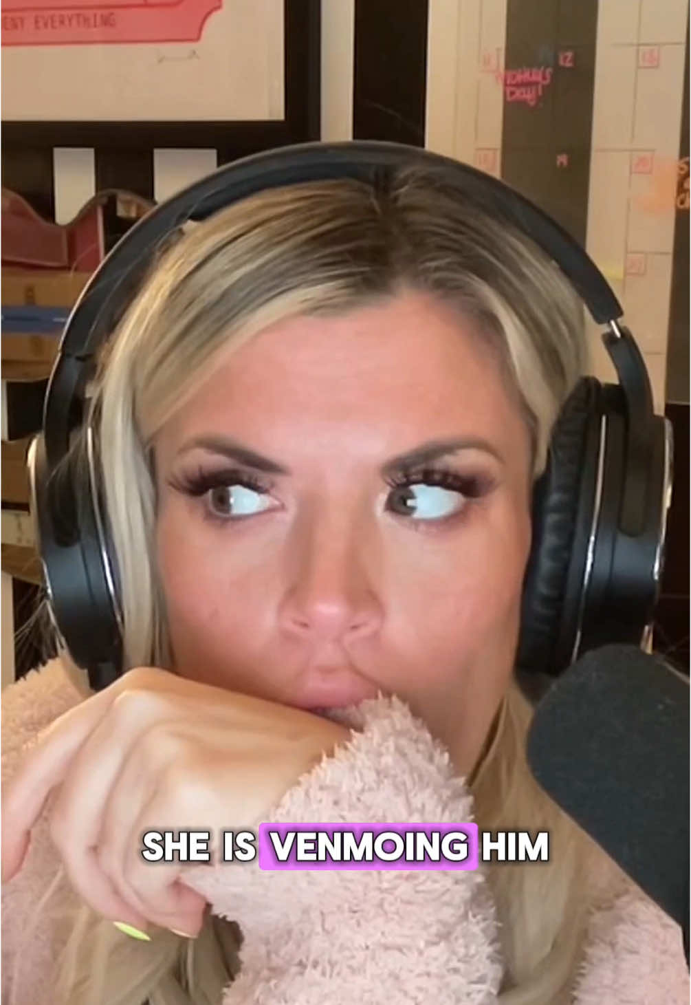 Ughhhh here’s your reminder to check their venmo 😞 have you ever caught someone lying that way??  (Obviously we don’t want yall to live in constant fear, but if your femmetuition is tingling, you’re not crazy if you look for answers!)  🎙️ Part 2 of “The Trap” is out and as someone put it in our Spotify comments, this dogfish is a *walking nightmare* 🫠 let us know your thoughts when you finish the story, and of course send Sandra your support. We’ll always pass it along. 