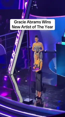 Rip she didn’t attend, but at least SHE WON IT. #gracieabrams #taylorswift #taylorsversion #thesecretofus #tsoutour 