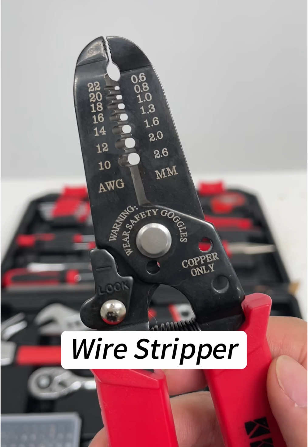 If you enjoy DIY, you’ve got to have this!🛠️🤩#tool #DIY #toolkit #toolstorage #diytools #toolsofthetrade #giftforhim #toolbox 