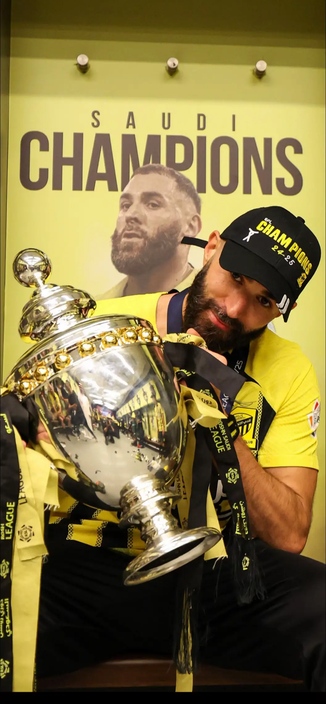 😍🥇💛🖤#الاتحاد #دوري_روشن_السعودي #الشعب_الصيني_ماله_حل😂😂 #foryou #اكسبلورexplore #جدة #اكسبلوررررر #اكسبلور #بنزيما #benzema #تتويج_الاتحاد #جمهور_الاتحاد #tiktok #خلفيات #capcut 