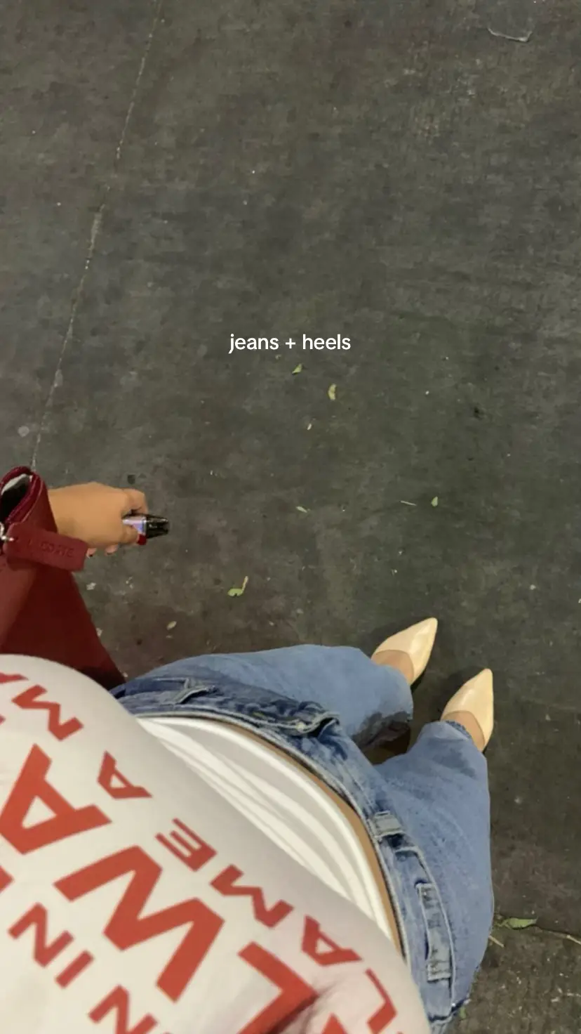 jeans + heels  #jeans #heels #OOTD #outfit 
