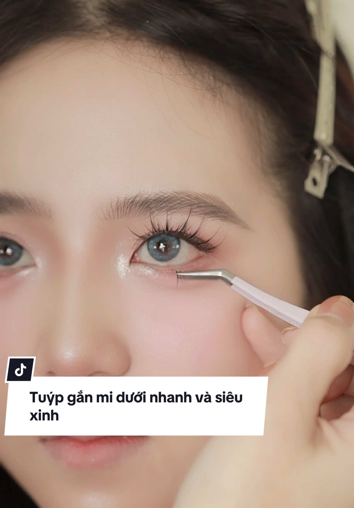 Tuýp gắn mi dưới siêu nhanh nè mấy bà #trangdiemcodaudeplongkhanh #makeupcodaudep #annienguyen #xuhuongtiktok #xuhuong #makeup 
