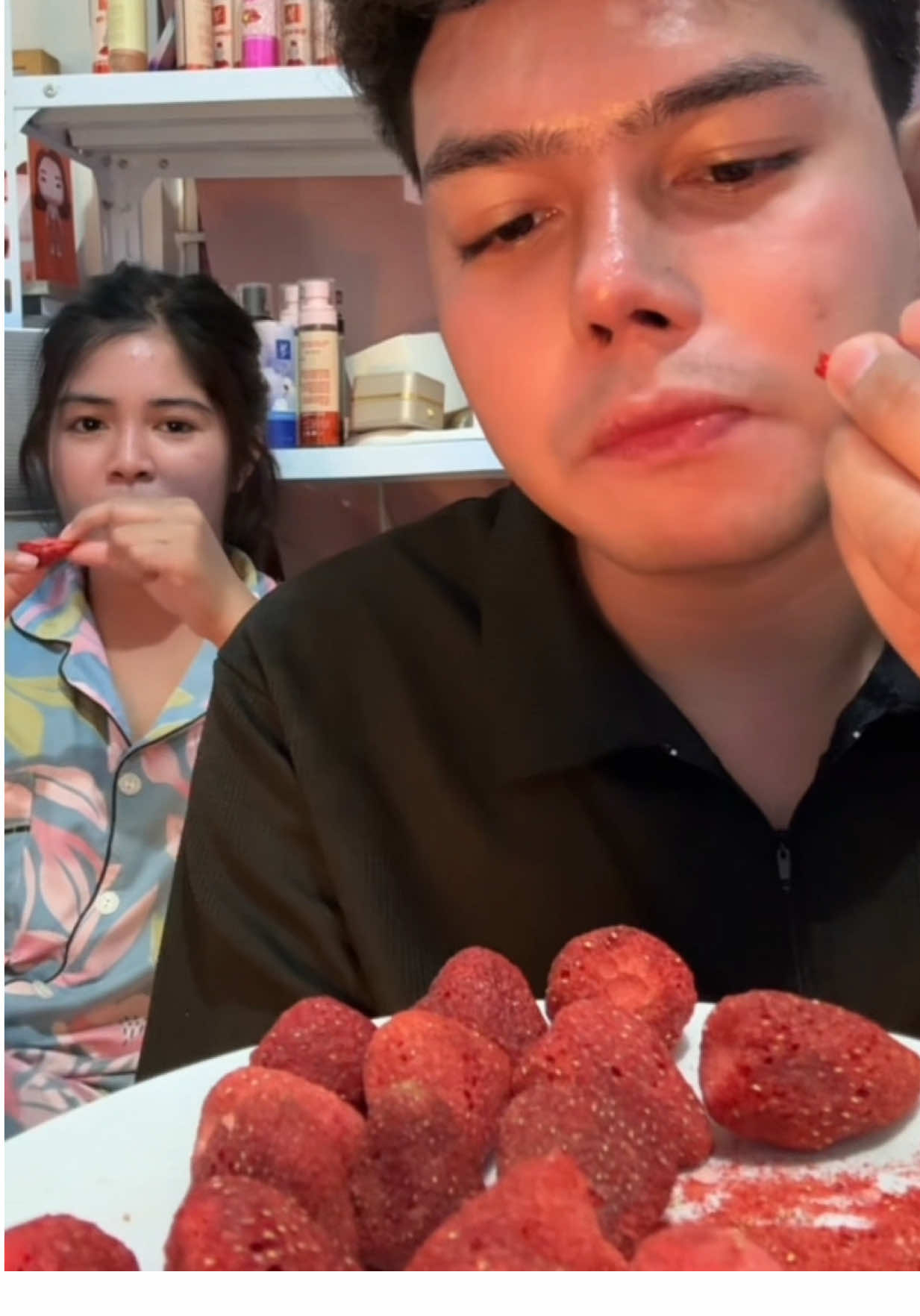 Dried Straberries kayo dyan