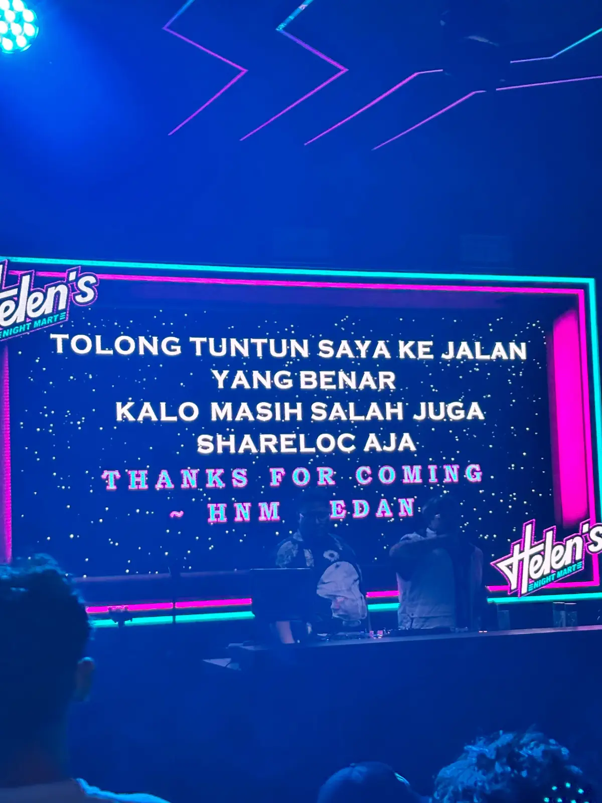 👉🏻👈🏻#helensnightmart #helensnightmartmedan #happyenjoy #good #best #havefun Lokasi :📍Helen's Night Mart Medan