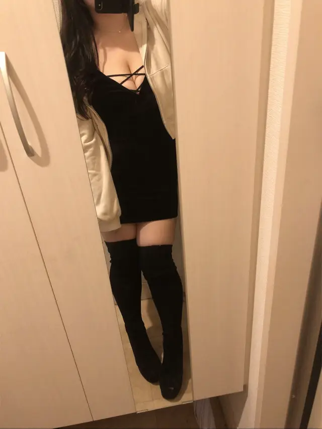 デブのコーデ🐷🤍Part2。だすもんだしとこ〜精神。好きな男の隣に居る時ぐらい好きな服着てたいよね。 #ぽっちゃり #ぽっちゃりファッション #デブは世界を救う #コーデ 