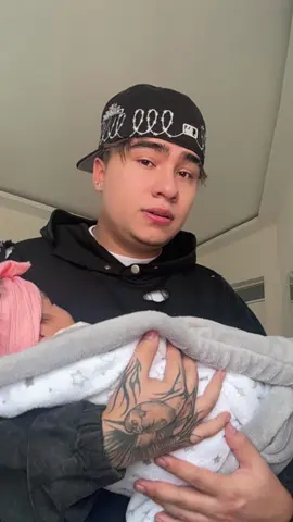 Creo que mi novia está embarazada de nuevo 😓❤️ @Nicole Bernal 