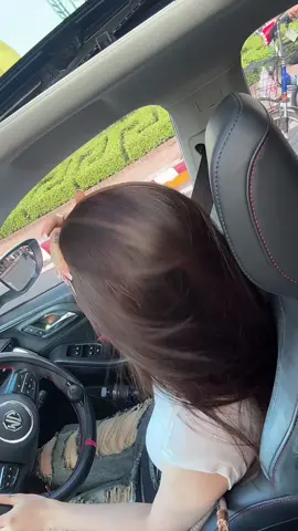 Một ngày nào đó bạn sẽ ngồi lên ước mơ này và tiếp tục thực hiện một ước mơ khác ! ❤️