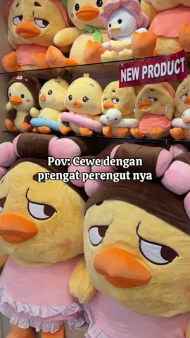 seperti melihat diri sendiri🫣🤭 tag pacar kalian yang kaya gini #boneka #viralvideotiktok #gajah #bebek #bonekaviral #fyp #bonekajumbo 