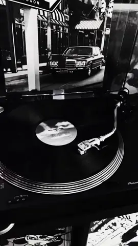 Pop It by One Way #80s #80smusic #80sbaby #80skid #80sthrowback #genx #funk #soul #oldschool #throwback #Flashback #vinyl #vinylrecords #vinylcollection #vinylcollector #fyp 