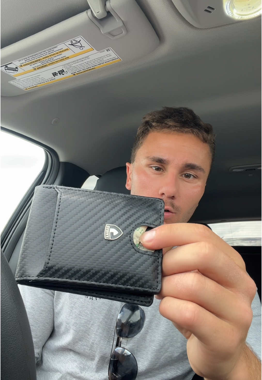 💴 #mentok #menessentials #wallettok #wallet #tiktokshopfinds 