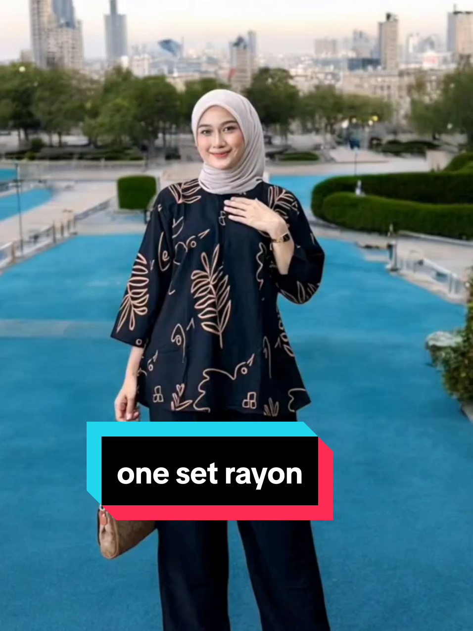 setelan one set wanita 2025 #oneset #onesetmurah #onesetkekinian #onesetrayon  #OOTDRumah #SetelanRayon #BajuSantaiWanita #BusuiFriendly #FashionViral #TikTokAffiliate #OutfitNyaman #PakaianWanita #BajuBatikModern #StyleRumahan #GrosirKlamby #RekomendasiTikTok