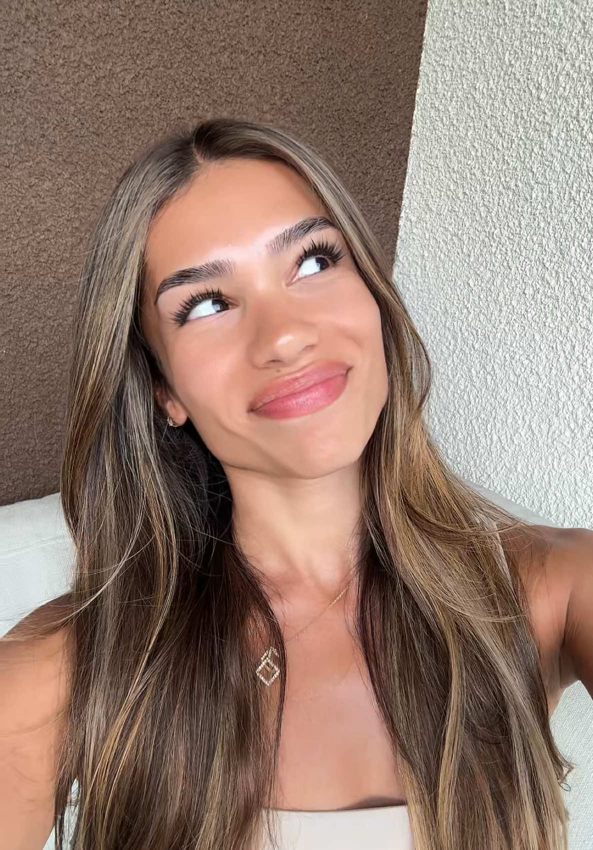 Honey beige SUMMERRRRRRRR. Ahhhh so obsessed omg. Extensions from @Chaviv Hair @Izzy 