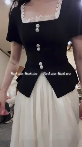 #xhuong #xh #tiktok #vayxinh #thoitrang #homnaymacgi #thoitrangcongso #viral #trending #trend #fashion #phoido #outfit #thoitrangtiktok #style #LearnOnTikTok #fyp #xhtiktok #foryou #quanao 