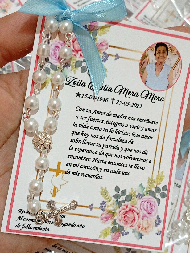 Denario con tarjeta personalizada,otra excelente opción para recuerdo de misa de honras #ecuador🇪🇨 #soyemprendedor #misadehonras #misa #luto #rosarios #cabodeaño #honras #denario #muerte #recuerdos #souvenir 