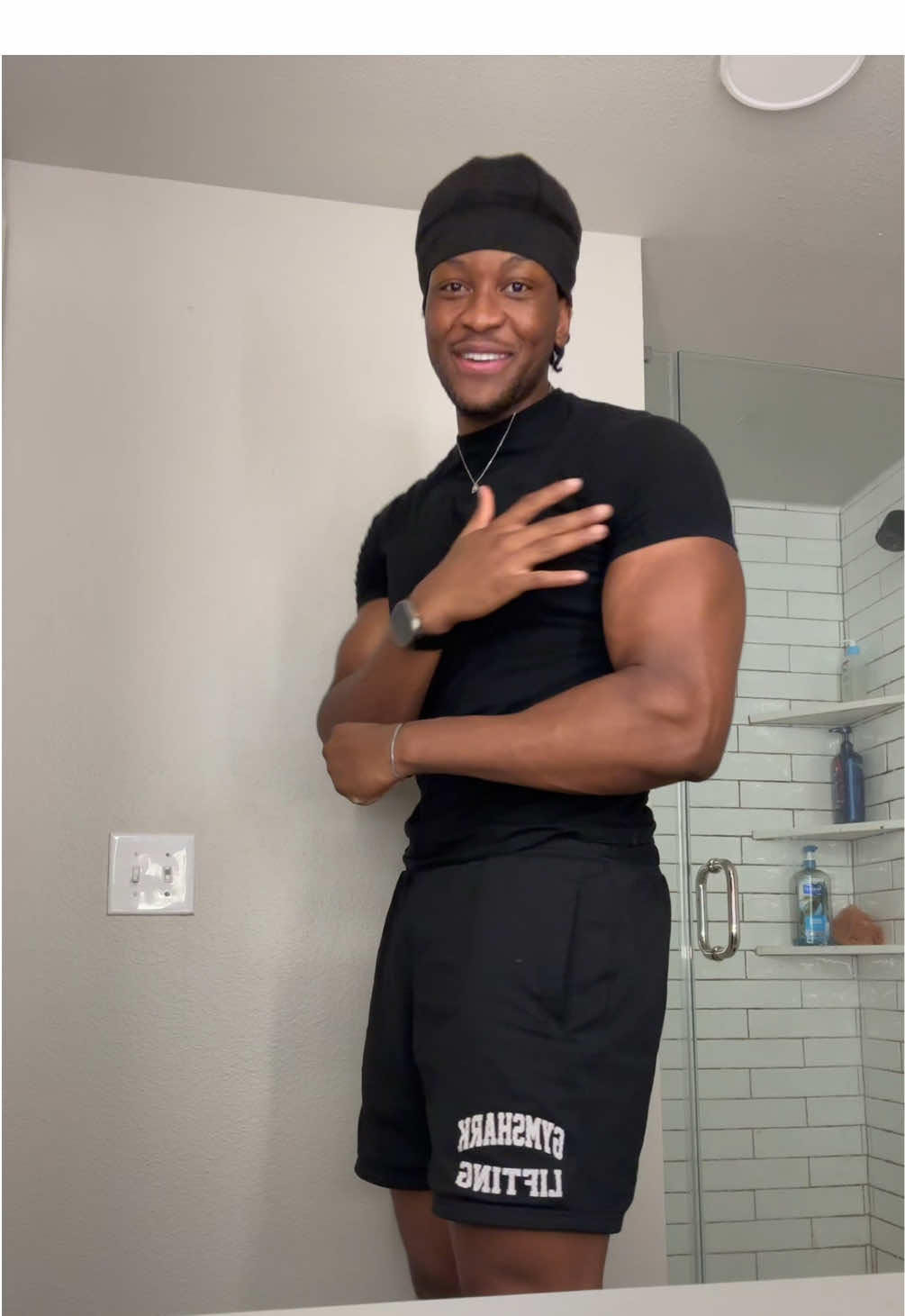 The perfect black tee shirt #blacktee 