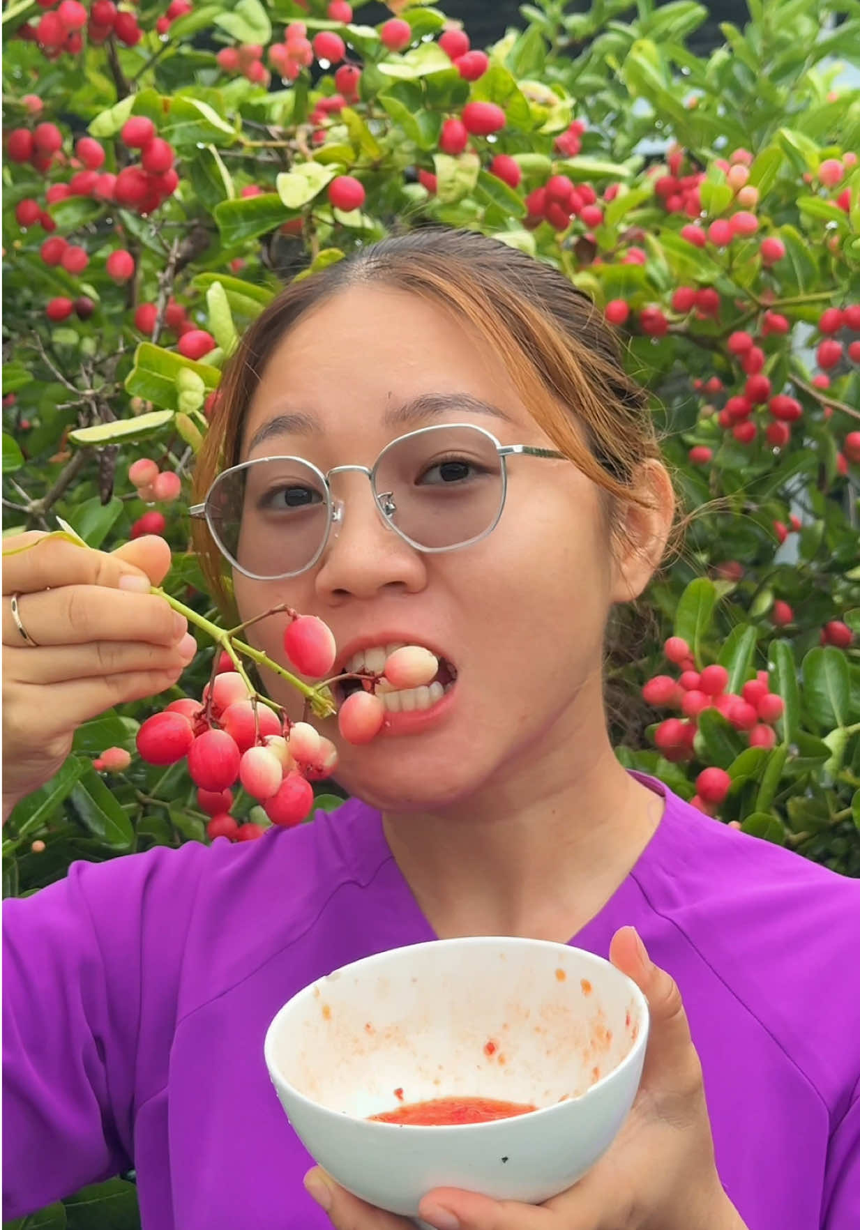 Ăn siro có mấy trái mà ê cả răng cả nhà ưi #xuhuong #tothithi18 