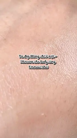 Da đẹp không chỉ ở mặt, Skincare cho body cùng EMMASI nha! #emmasivn #emmasioil #dauranemmasioil #randa #mebau #randasausinh #mebauthongthai #mevabe #thainhi #emmasivietnam #tactiasua #emmasimom #vienloisua #suame #suameantoan #mebimsausinh