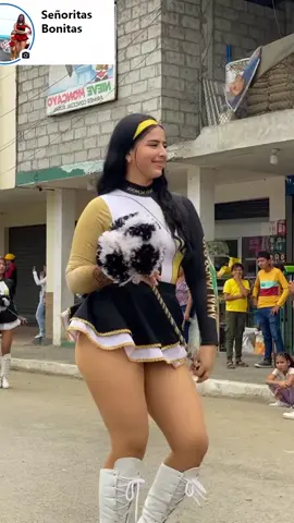 Anahis Antonella desde jama Ecuador #Cachiporristas #bellezasalvadoren #viralvideochallenge #reelschallenge 