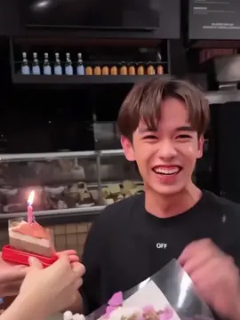 jejemon day's pa ata no'ng nakilala ko'to eh.                                                   #thirdlapat  #thaiboys #fyp 