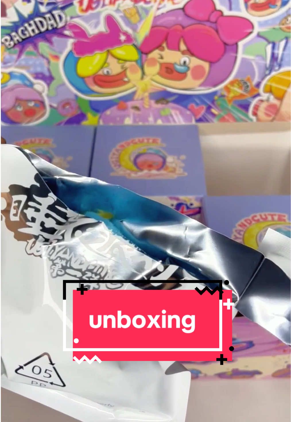 unboxing kira kira dapet apa ya⁉️ #blindbox #springhouse #unboxing #fypシ゚ #livetiktok #kadovalentine #harini #kadovalentine #lewatberanda #promomakangajian 