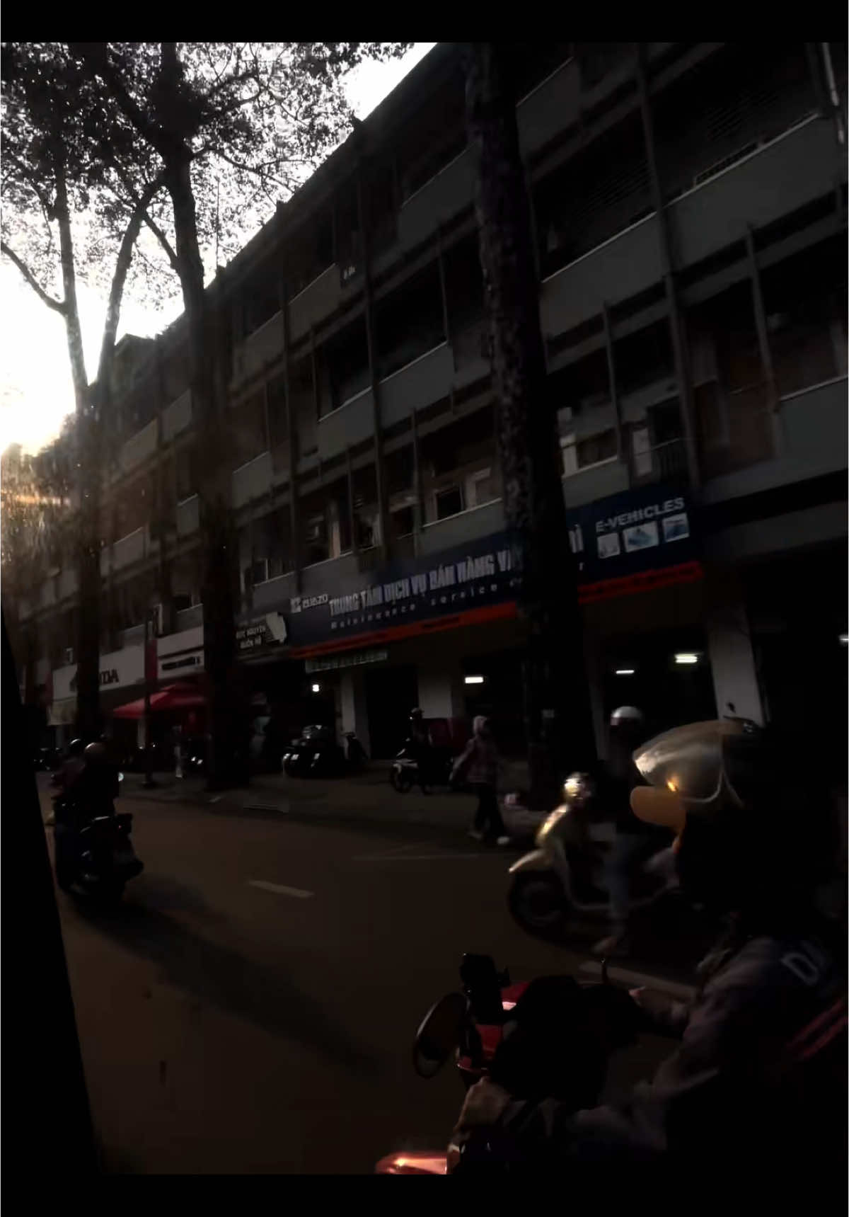 nhung anh dau khi anh danh mat em.