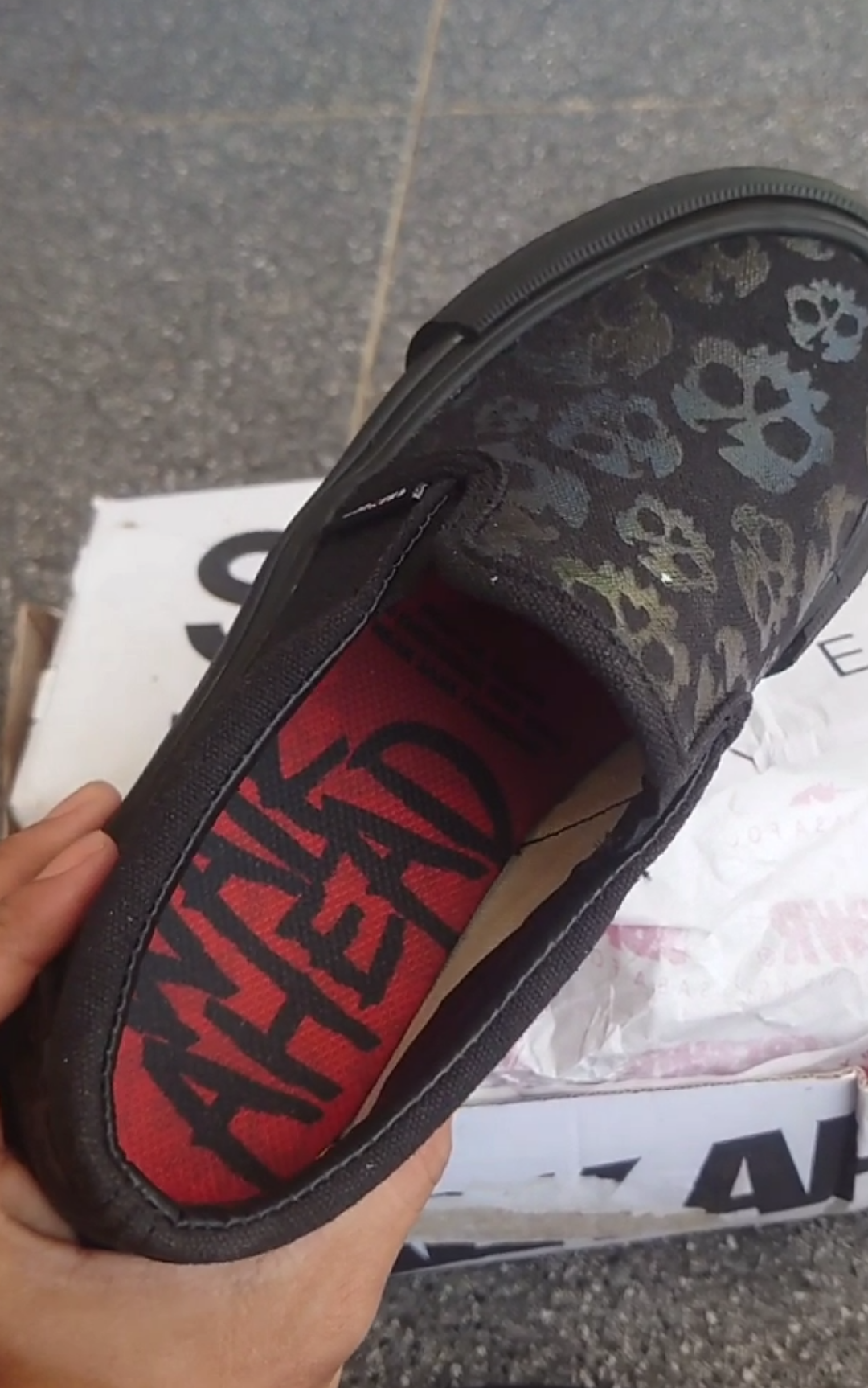 SABA Slip On Skull Head All Black Sepatu Sneakers Casual Pria Wanita  #sepatu #sepatumurah #sepatupria #shoes #keranjangkuning #sepatupriawanita #sepatukeren #viral #views #fyp #sneakers 