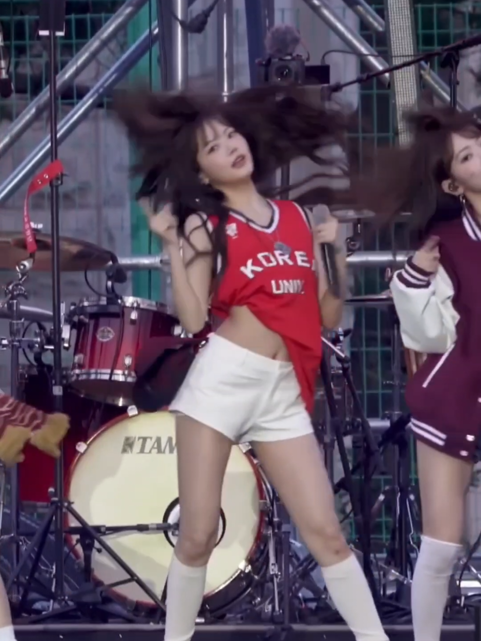 250524 르세라핌 홍은채 직캠 'UNFORGIVEN' @고려대학교 축제 Korea University Festival #르세라핌 #홍은채 #은채 #고려대 #고려대축제 #입실렌티 #IPSELENTI #LESSERAFIM #LE_SSERAFIM #EUNCHAE #HONGEUNCHAE #EUNCHAELESSERAFIM #kpopfyp #kpop #ルセラフィム #ウンチェ 