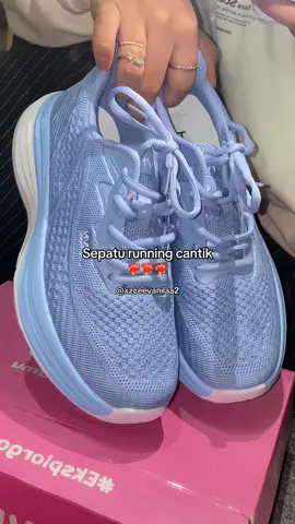 #sepatu #sepatuolahraga 